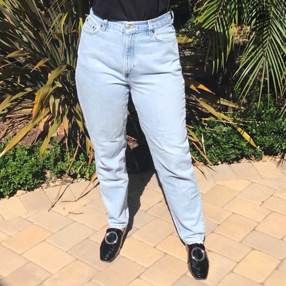 Vintage Levi’s 512 tapered mom jeans